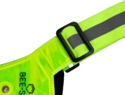 BEE-SAFE Sicherheits-LED Körpergurt Für Joggen Und Walken - Lime -Sport Gear Angebote Store Bee Safe Sicherheits Gurt Joggen walken 4